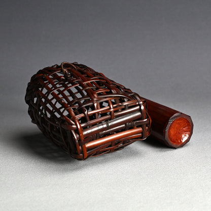 Woven Bamboo Hanging Wall Basket ー上田 尚雲斎 “風尾竹 胡籠”