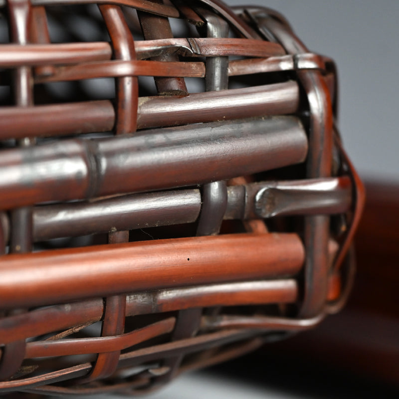 Woven Bamboo Hanging Wall Basket ー上田 尚雲斎 “風尾竹 胡籠”