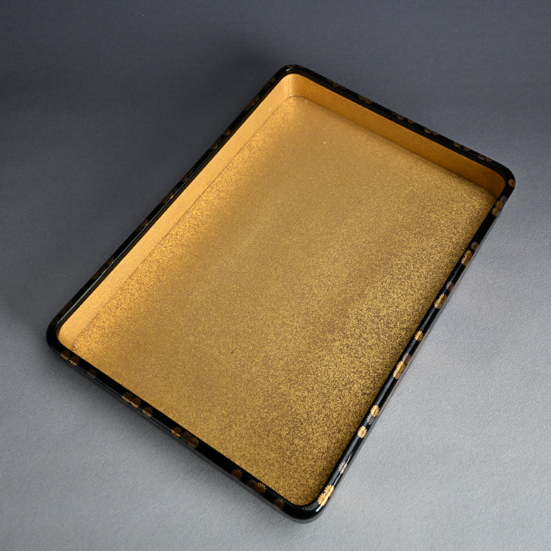 Superb Lacquer Tray w/ Chrysanthemum ー鈴木 表朔 "蒔絵黒塗祝箱"