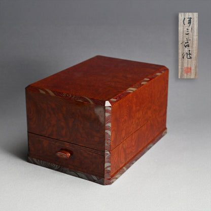 Unusual Lacquered Wood Suzuri-bako Writing Cabinet ー藤井 伊三吉 “日月雲杢硯箱”