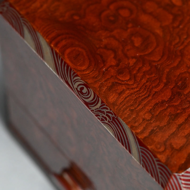 Unusual Lacquered Wood Suzuri-bako Writing Cabinet ー藤井 伊三吉 “日月雲杢硯箱”