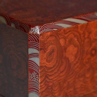 Unusual Lacquered Wood Suzuri-bako Writing Cabinet ー藤井 伊三吉 “日月雲杢硯箱”