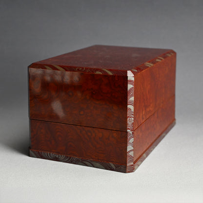 Unusual Lacquered Wood Suzuri-bako Writing Cabinet ー藤井 伊三吉 “日月雲杢硯箱”