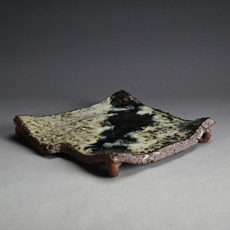 Dynamic Karatsu Slab Platter ー中川 自然坊 “朝鮮唐津 皿”