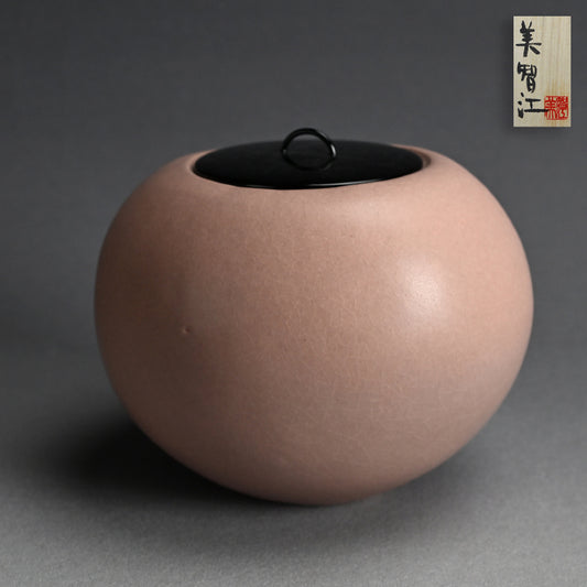 Contemporary Momo-yu Mizusashi ー山口 美智江 "桃釉水指"
