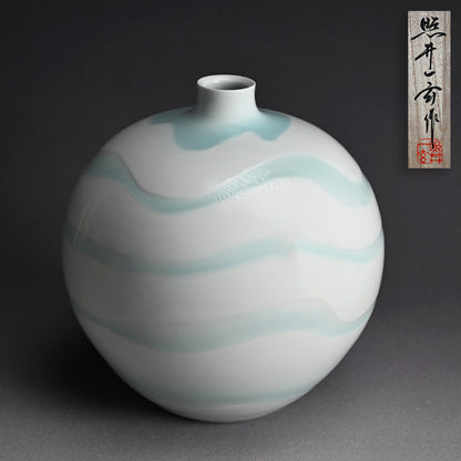 Terui Ichigen (Kazuyoshi) Porcelain Wave Vase ー照井 一玄 "青白磁壺 水の中"