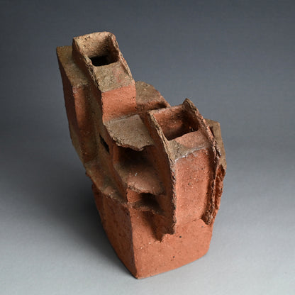 Sculptural Bizen Vase ー川端 文男 "備前 花器"