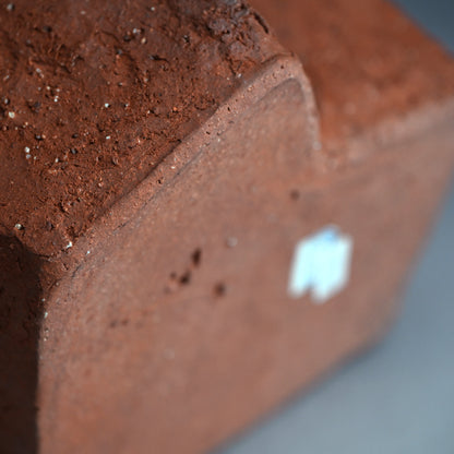 Sculptural Bizen Vase ー川端 文男 "備前 花器"