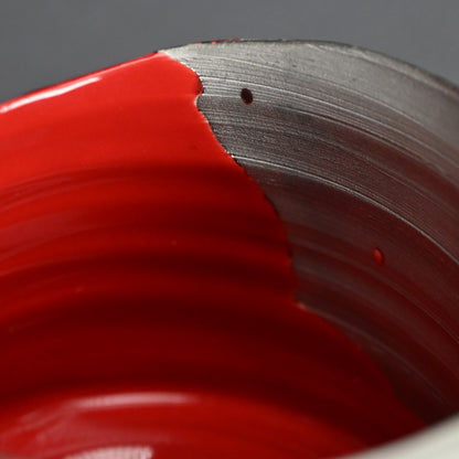 White-gold & Red Chawan Tea Bowl ー東井 真咲朝 "赫飛白金碗"