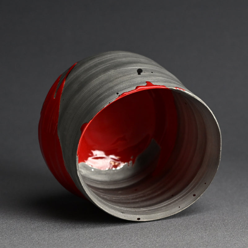 White-gold & Red Chawan Tea Bowl ー東井 真咲朝 "赫飛白金碗"