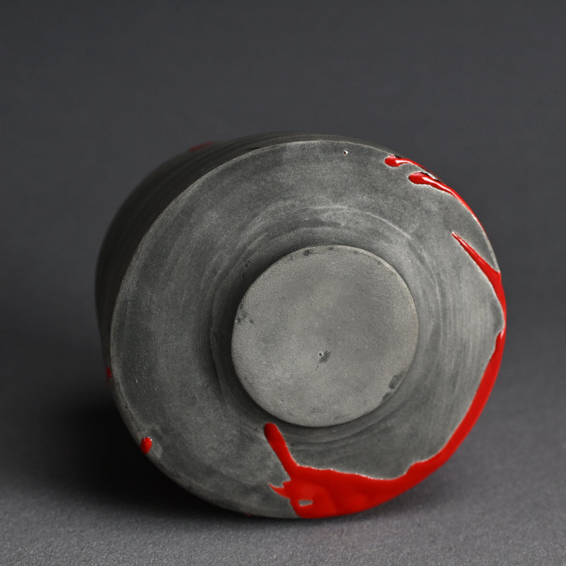 White-gold & Red Chawan Tea Bowl ー東井 真咲朝 "赫飛白金碗"
