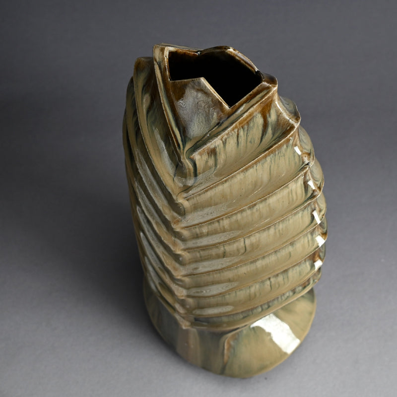 Contemporary Takatori Pottery Vase ー末吉 宏光 “高取焼 花入”
