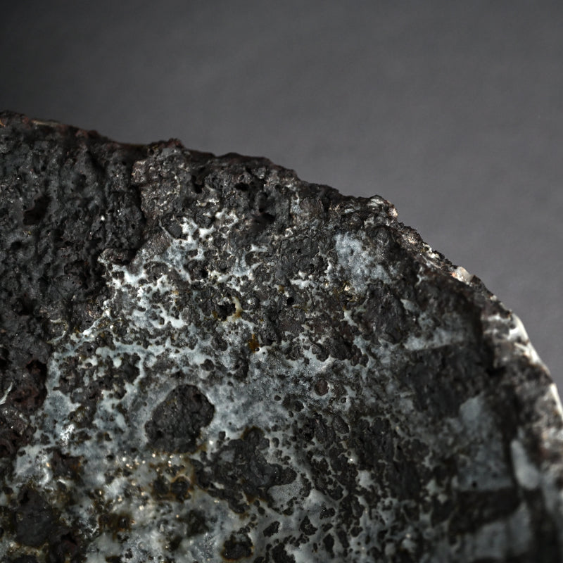 Igneous (not a) Chawan Bowl ー白石 陽一 "茶碗"