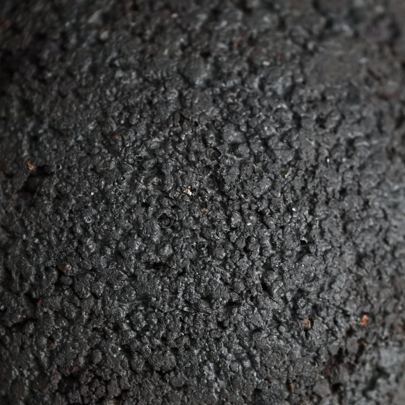 Igneous (not a) Chawan Bowl ー白石 陽一 "茶碗"