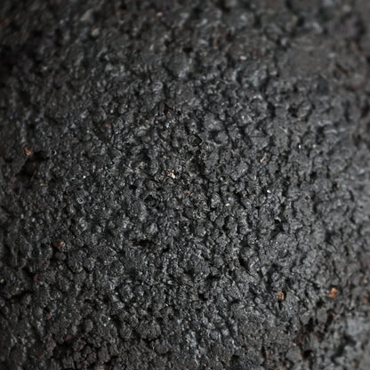 Igneous (not a) Chawan Bowl ー白石 陽一 "茶碗"