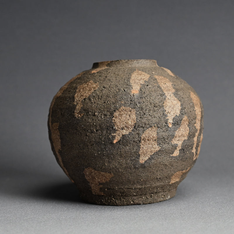 Important 20th c. Artist Sekki Tsubo ー加守田 章二 “炻壺”
