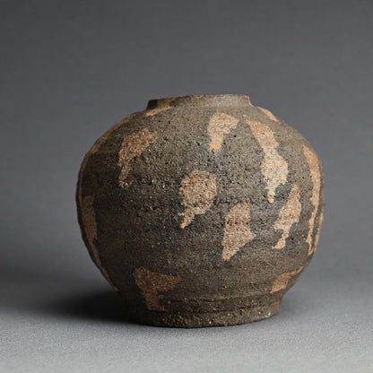 Important 20th c. Artist Sekki Tsubo ー加守田 章二 “炻壺”