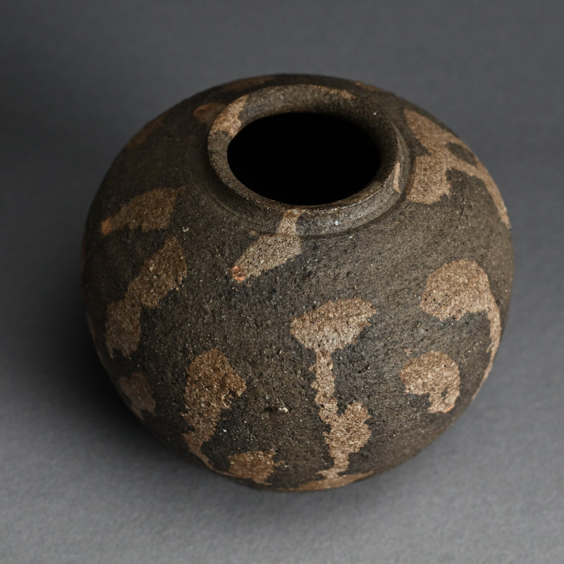 Important 20th c. Artist Sekki Tsubo ー加守田 章二 “炻壺”