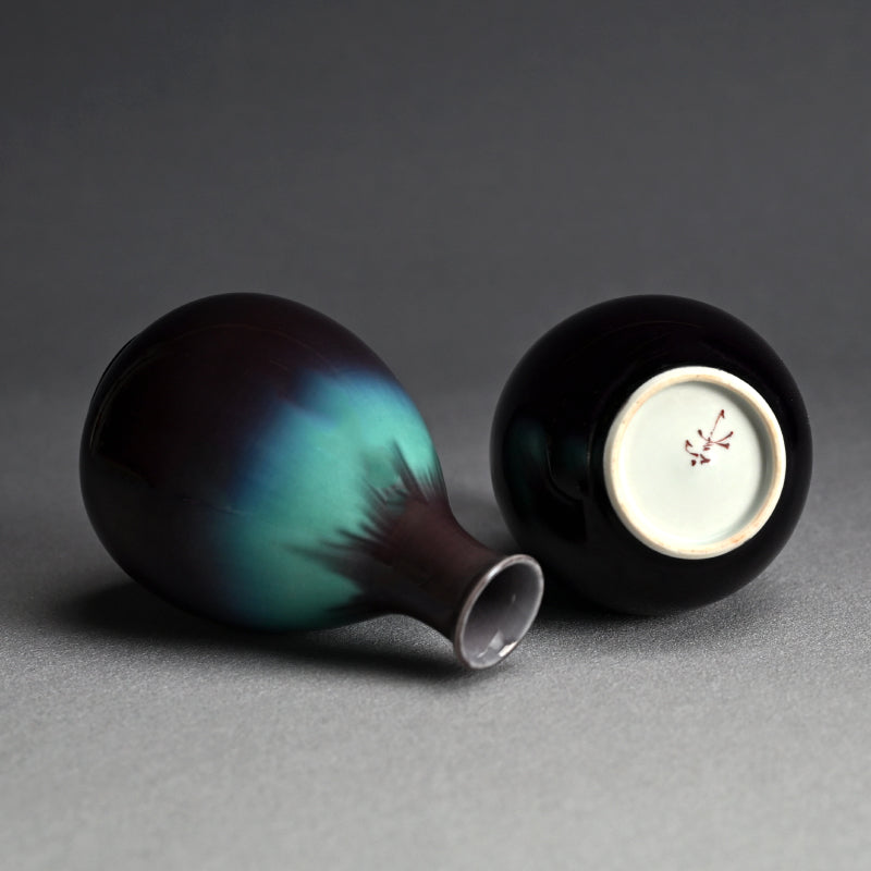 Tokkuri Sake Set ー三代 德田 八十吉 (正彦) “彩釉徳利”
