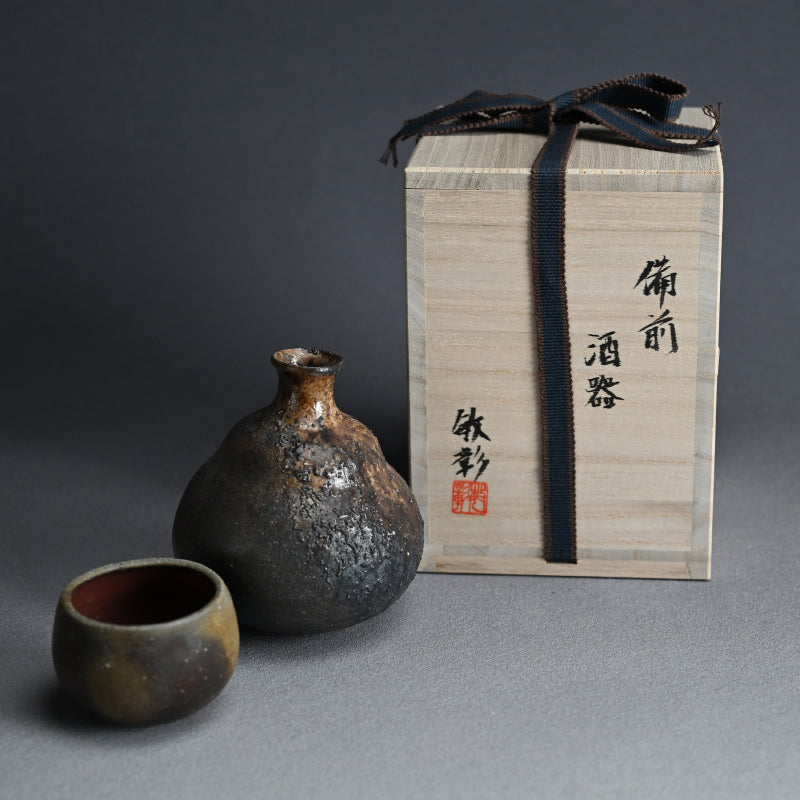 Contemporary Bizen Sake Set ー森 敏彰 “備前 酒器”
