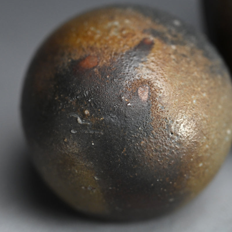 Contemporary Bizen Sake Set ー森 敏彰 “備前 酒器”