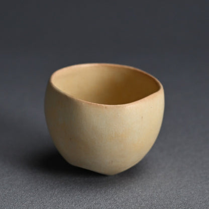Yellow Glazed Sake Cup ー山口 美智江 "酒盃"