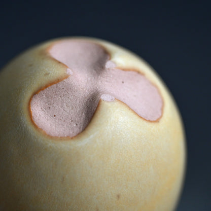 Yellow Glazed Sake Cup ー山口 美智江 "酒盃"