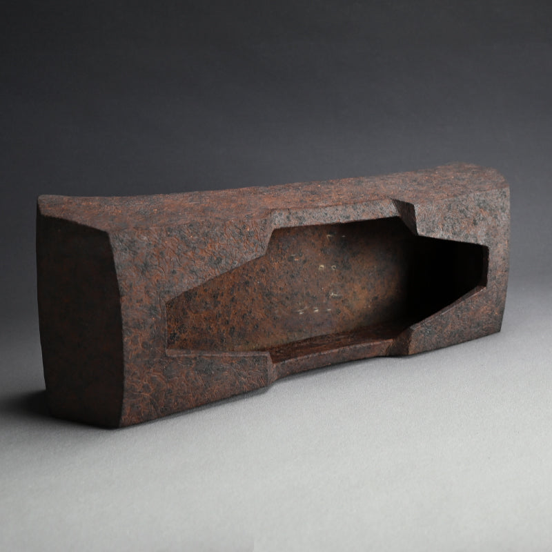Rare Form Based Ceramic Basin ー和田 守卑良 “雲花文器” / Wada