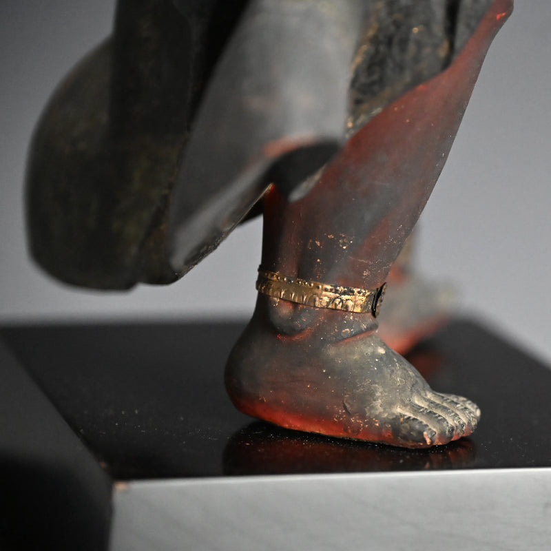 Refined Edo p. Buddhist Carving, Seitakadoji
