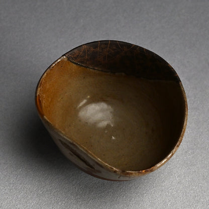Momoyama p. Karatsu Chawan w/ Lacquer Repair