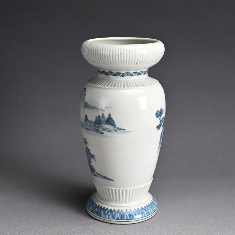 Fine Later Edo Hirado Porcelain Vase