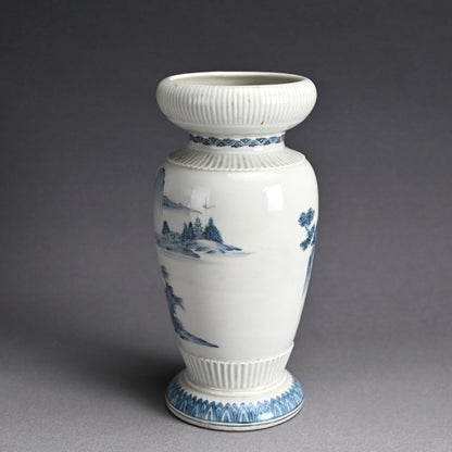 Fine Later Edo Hirado Porcelain Vase