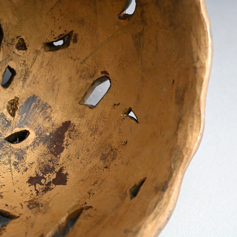 Meiji p. Japanese Carved Wood Vying-Dragon Lamp Shade
