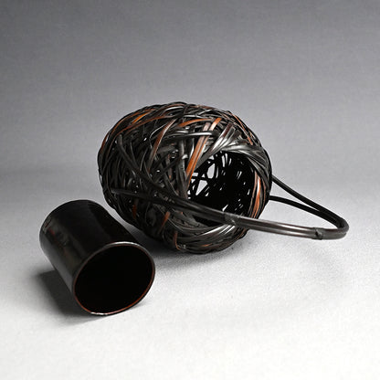 Phoenix Tail Bamboo Art Basket ー塩月 寿籃 “鳳尾竹 花篭”