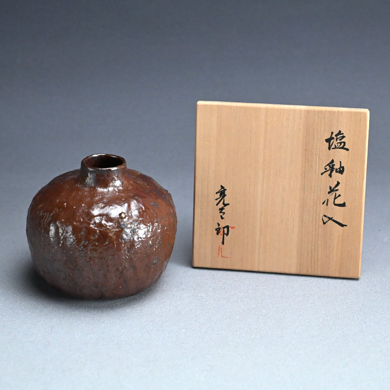 Rising Star Salt Glazed Vase ー加藤 亮太郎 “塩釉花入”