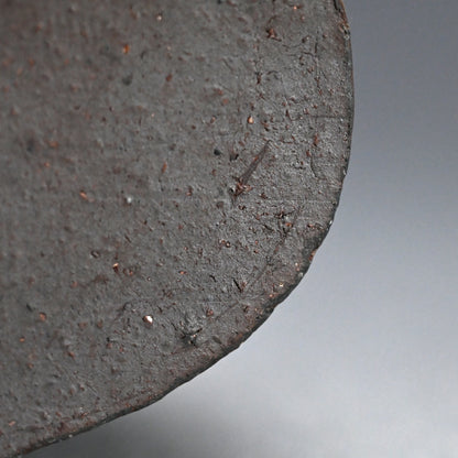 Stylish Kohiki Uzukumaru Vase ー加藤 亮太郎 “粉引蹲”