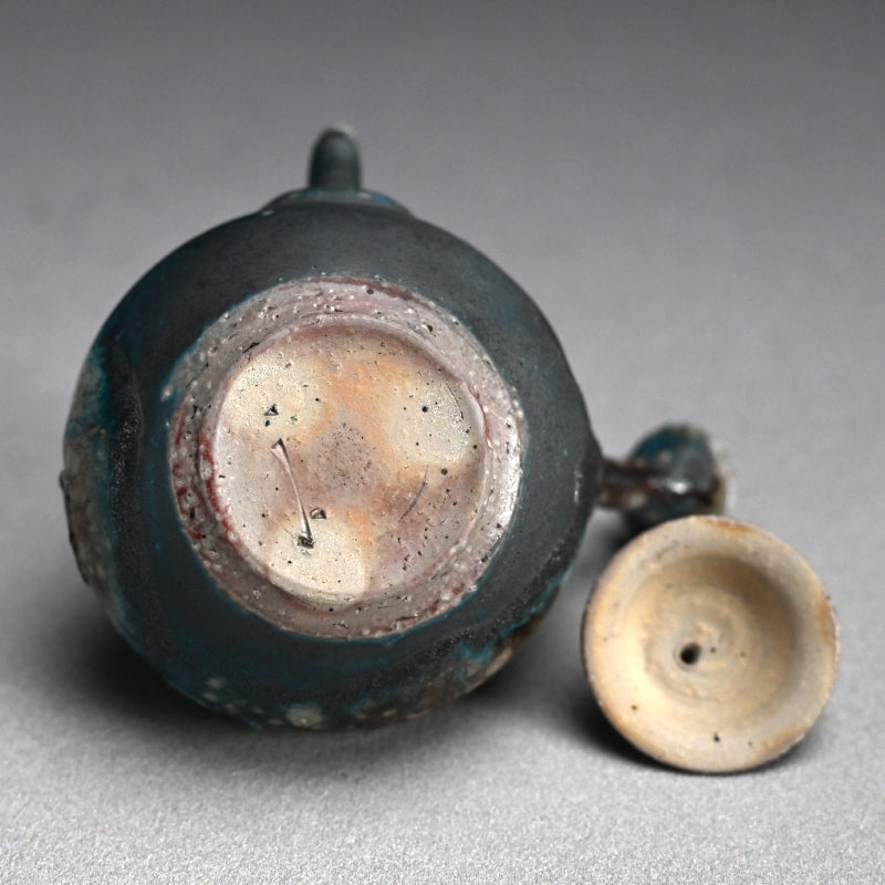 Contemporary Blue Tea pot ー山田 想 “青 急須”