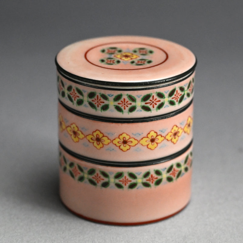 Pink Glazed Tiered Pottery Box ー四代 清水 六兵衛 “色繪 三個重 蓋物”