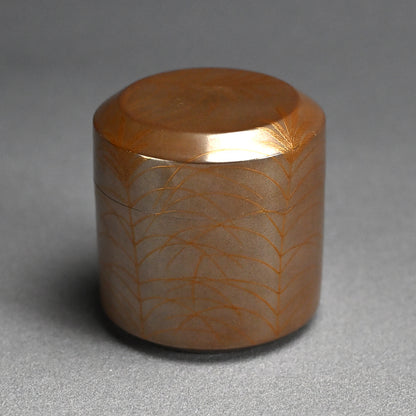 Refined Silver Makie Natsume Tea Caddy ー渡辺 松悦 "武蔵野蒔絵 雪吹"