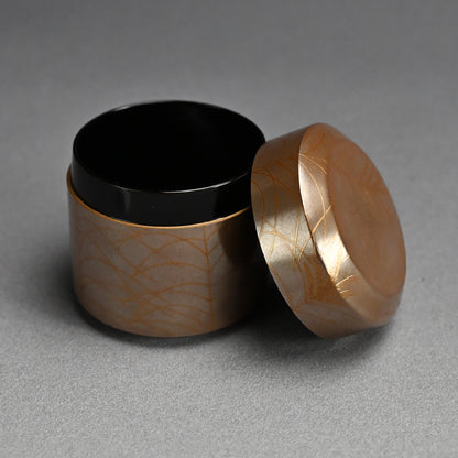 Refined Silver Makie Natsume Tea Caddy ー渡辺 松悦 "武蔵野蒔絵 雪吹"