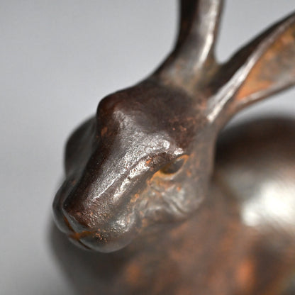 Japanese Bronze Rabbit Sculpture ー津田 永寿 “喜楽”