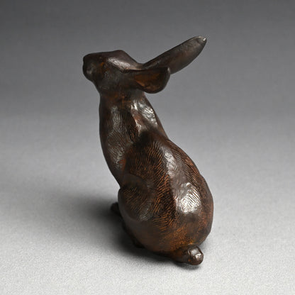 Japanese Bronze Rabbit Sculpture ー津田 永寿 “喜楽”