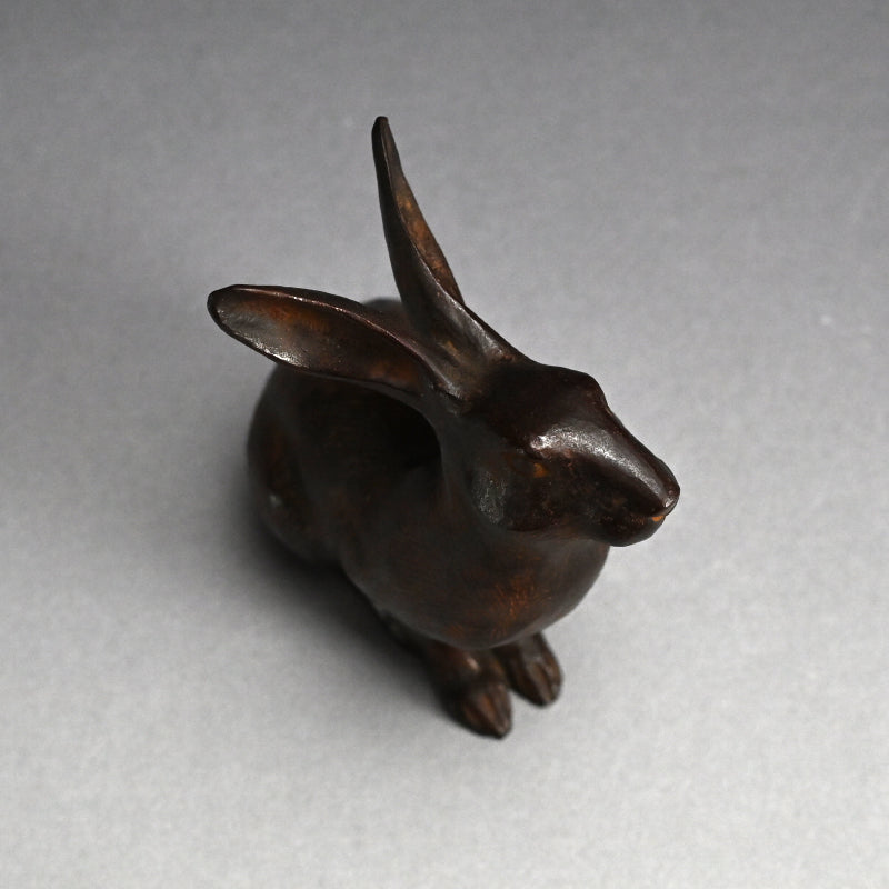 Japanese Bronze Rabbit Sculpture ー津田 永寿 “喜楽”