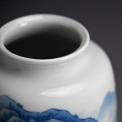Porcelain Landscape Vase ー宮川 (真葛) 香山 “青華 山水之図 花瓶”