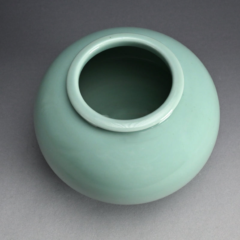 Kozan Celadon Vase ー宮川 (真葛) 香山 “青磁釉 花瓶”