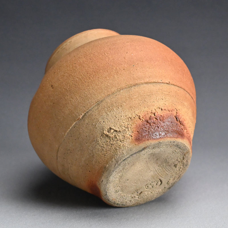 Rare Nanban Tea Room Vase ー初代 宮川 (真葛) 香山 “南蛮意 花瓶"