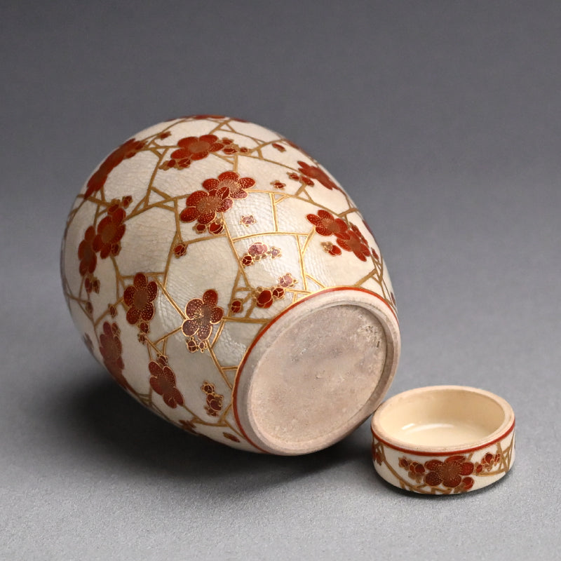 Furidashi Sweets Container ー宮川 (真葛) 香山 “振出し 仁清 氷梅之畫”