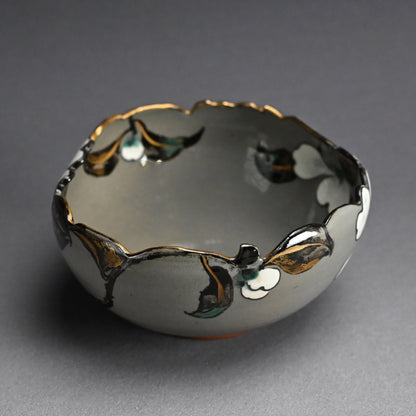 Antique Pottery Bowl, Camellia ー宮川 (真葛) 香山 “乾山意 玉椿之畫 菓子器”