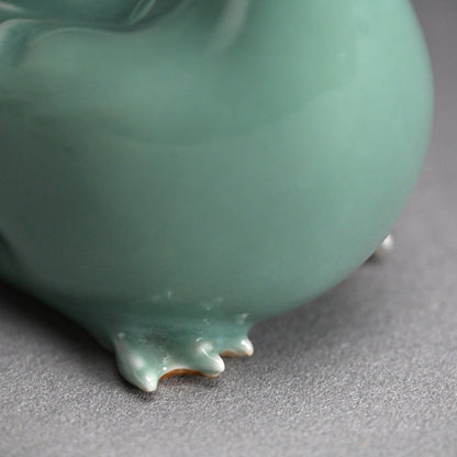 Antique Porcelain Duck Okimono ー宮川 (真葛) 香山 “青磁釉 漢式鴨 置物”
