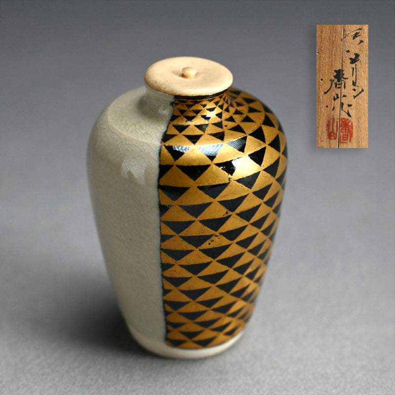 Rare Kozan Chaire Tea Container ー宮川 (真葛) 香山 “仁清意 狂言模様”